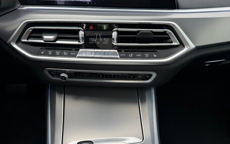 BMW X5, 2019 год, 4 500 000 рублей, 16 фотография