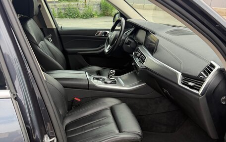 BMW X5, 2019 год, 4 500 000 рублей, 14 фотография