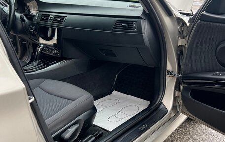 BMW 3 серия, 2011 год, 980 000 рублей, 16 фотография