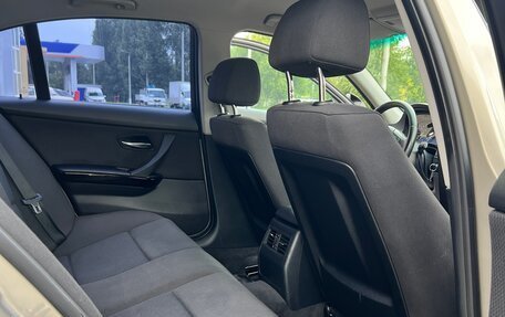 BMW 3 серия, 2011 год, 980 000 рублей, 18 фотография