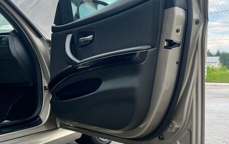 BMW 3 серия, 2011 год, 980 000 рублей, 17 фотография