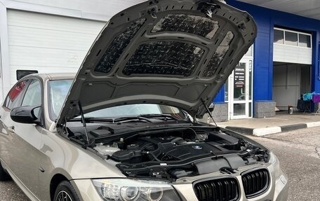 BMW 3 серия, 2011 год, 980 000 рублей, 14 фотография