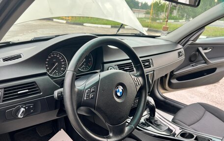 BMW 3 серия, 2011 год, 980 000 рублей, 30 фотография