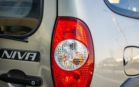 Chevrolet Niva I рестайлинг, 2015 год, 748 000 рублей, 13 фотография