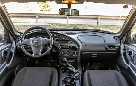 Chevrolet Niva I рестайлинг, 2015 год, 748 000 рублей, 14 фотография