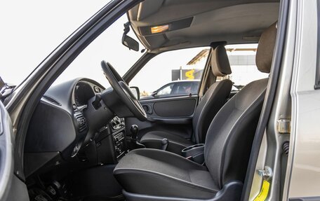 Chevrolet Niva I рестайлинг, 2015 год, 748 000 рублей, 19 фотография