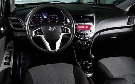 Hyundai Solaris II рестайлинг, 2012 год, 719 000 рублей, 6 фотография