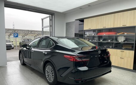Toyota Camry, 2024 год, 3 750 000 рублей, 6 фотография