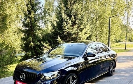 Mercedes-Benz E-Класс AMG, 2018 год, 4 960 000 рублей, 2 фотография