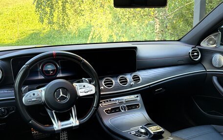 Mercedes-Benz E-Класс AMG, 2018 год, 4 960 000 рублей, 14 фотография