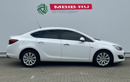 Opel Astra J, 2013 год, 860 000 рублей, 4 фотография