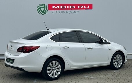 Opel Astra J, 2013 год, 860 000 рублей, 5 фотография