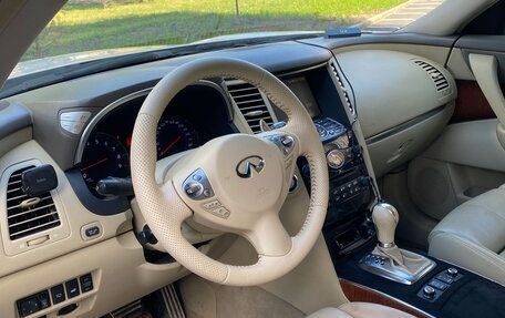 Infiniti FX II, 2011 год, 1 800 000 рублей, 5 фотография