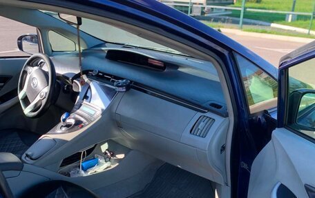 Toyota Prius, 2009 год, 1 120 000 рублей, 9 фотография