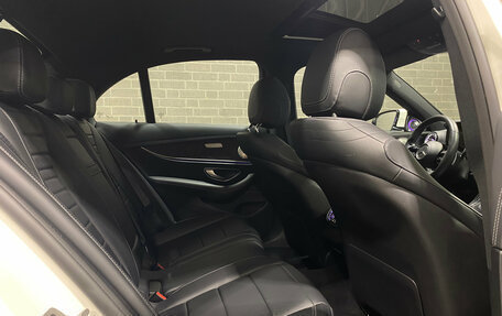 Mercedes-Benz E-Класс, 2020 год, 5 100 000 рублей, 11 фотография