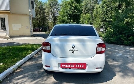 Renault Logan II, 2021 год, 900 000 рублей, 3 фотография
