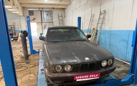 BMW 5 серия, 1992 год, 260 000 рублей, 3 фотография