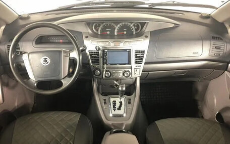 SsangYong Stavic, 2013 год, 1 490 000 рублей, 12 фотография