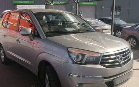 SsangYong Stavic, 2013 год, 1 490 000 рублей, 9 фотография