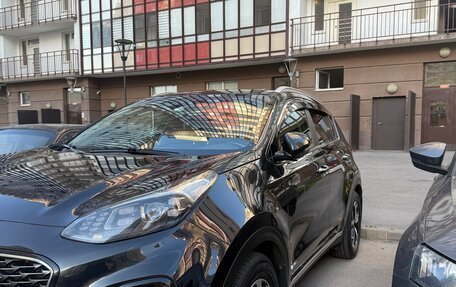KIA Sportage IV рестайлинг, 2018 год, 1 950 000 рублей, 2 фотография