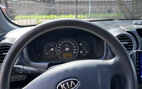 KIA Carens III (RP), 2009 год, 490 000 рублей, 2 фотография