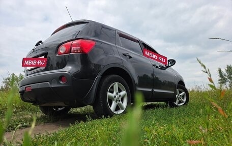 Nissan Qashqai, 2009 год, 899 999 рублей, 2 фотография
