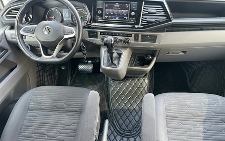 Volkswagen Caravelle T6 рестайлинг, 2020 год, 4 200 000 рублей, 8 фотография