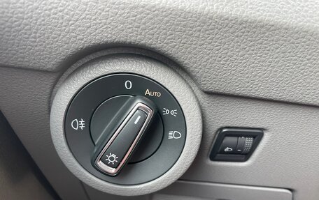 Volkswagen Caravelle T6 рестайлинг, 2020 год, 4 200 000 рублей, 15 фотография
