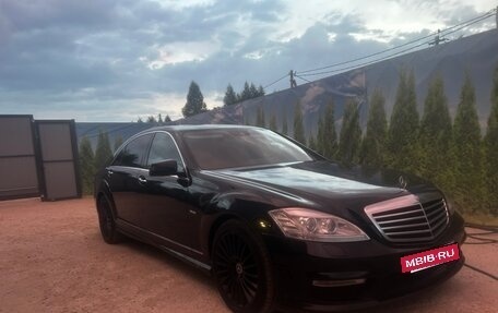 Mercedes-Benz S-Класс, 2011 год, 2 040 000 рублей, 14 фотография
