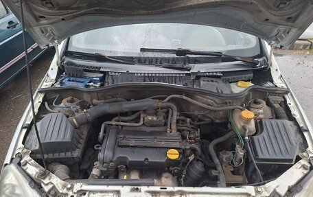 Opel Corsa C рестайлинг, 2006 год, 180 000 рублей, 5 фотография