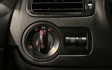 Volkswagen Polo VI (EU Market), 2018 год, 850 000 рублей, 16 фотография