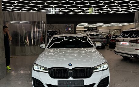BMW 5 серия, 2022 год, 4 200 000 рублей, 2 фотография