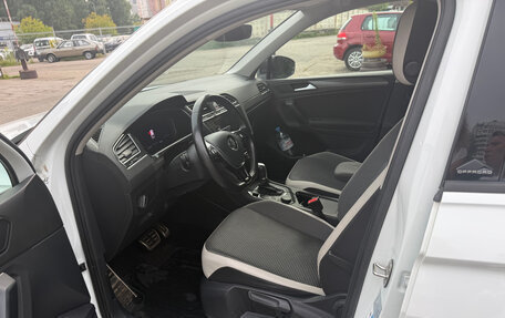Volkswagen Tiguan II, 2019 год, 2 500 000 рублей, 7 фотография