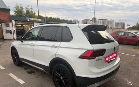 Volkswagen Tiguan II, 2019 год, 2 500 000 рублей, 3 фотография