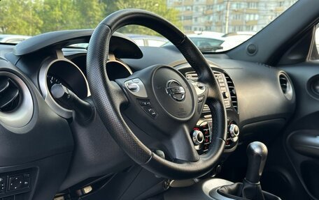 Nissan Juke II, 2011 год, 910 000 рублей, 11 фотография