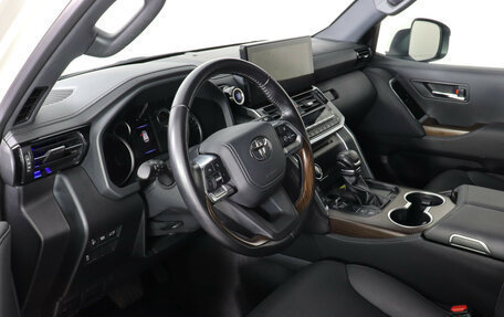 Toyota Land Cruiser, 2022 год, 10 477 000 рублей, 10 фотография