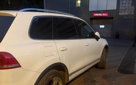 Volkswagen Touareg III, 2013 год, 2 400 000 рублей, 21 фотография