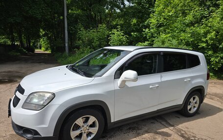 Chevrolet Orlando I, 2014 год, 820 000 рублей, 2 фотография