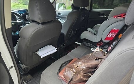Chevrolet Orlando I, 2014 год, 820 000 рублей, 7 фотография