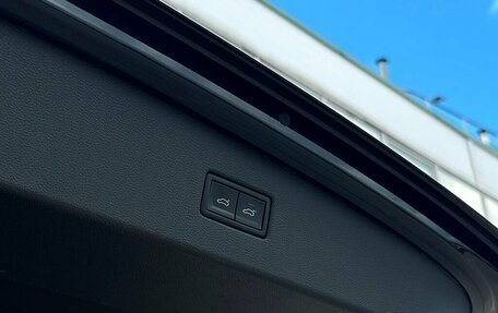 Volkswagen Tiguan II, 2021 год, 2 497 300 рублей, 16 фотография