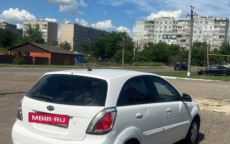 KIA Rio II, 2011 год, 520 000 рублей, 3 фотография