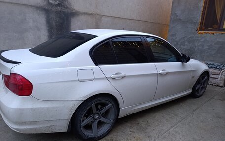BMW 3 серия, 2011 год, 1 000 000 рублей, 1 фотография