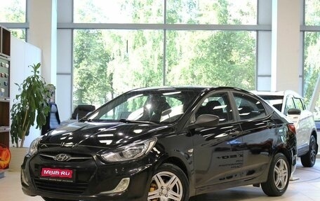 Hyundai Solaris II рестайлинг, 2012 год, 620 000 рублей, 1 фотография