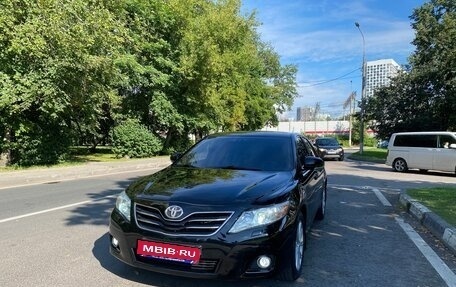 Toyota Camry, 2011 год, 1 520 000 рублей, 1 фотография
