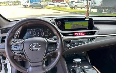 Lexus ES VII, 2021 год, 3 690 000 рублей, 10 фотография