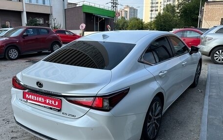 Lexus ES VII, 2021 год, 3 690 000 рублей, 22 фотография