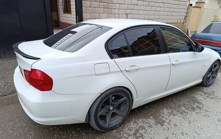 BMW 3 серия, 2011 год, 1 000 000 рублей, 22 фотография