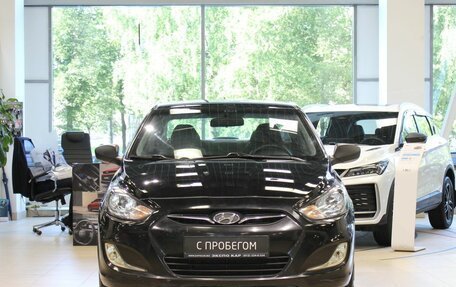 Hyundai Solaris II рестайлинг, 2012 год, 620 000 рублей, 2 фотография