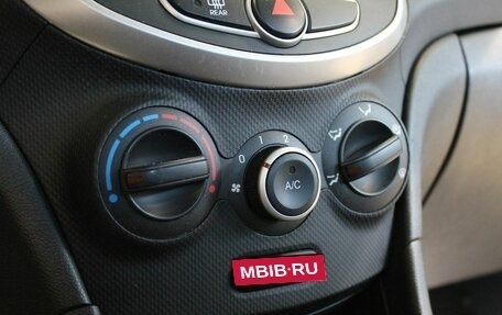Hyundai Solaris II рестайлинг, 2012 год, 620 000 рублей, 12 фотография