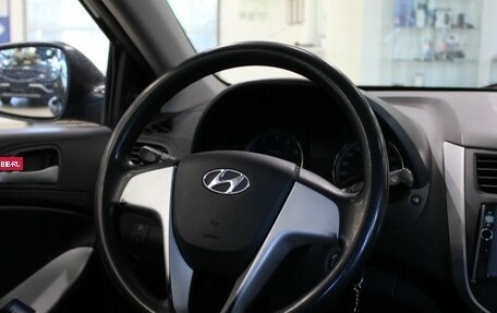 Hyundai Solaris II рестайлинг, 2012 год, 620 000 рублей, 10 фотография